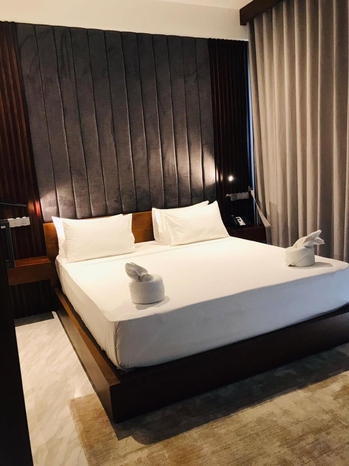 Thimbiri Wewa Resort วิลปัตตู ภายนอก รูปภาพ